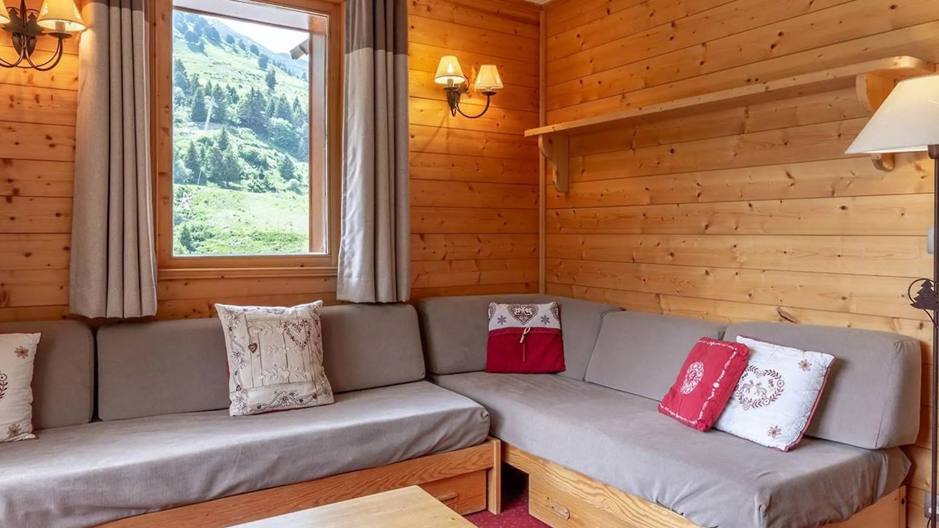 Appartement Familial 2 Chambres Meribel - Proche Pistes - Fr-1-355-10 France